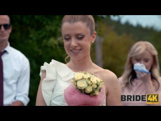 bride4k - andrea - releasing wedding hound